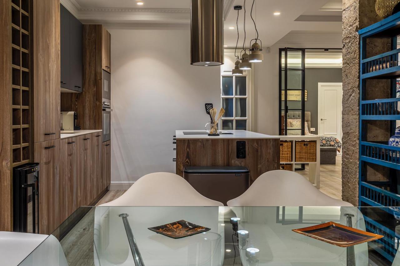 110 M2 Central Apartment In Abando Close To Guggenheim With Parking Bilbao Ngoại thất bức ảnh